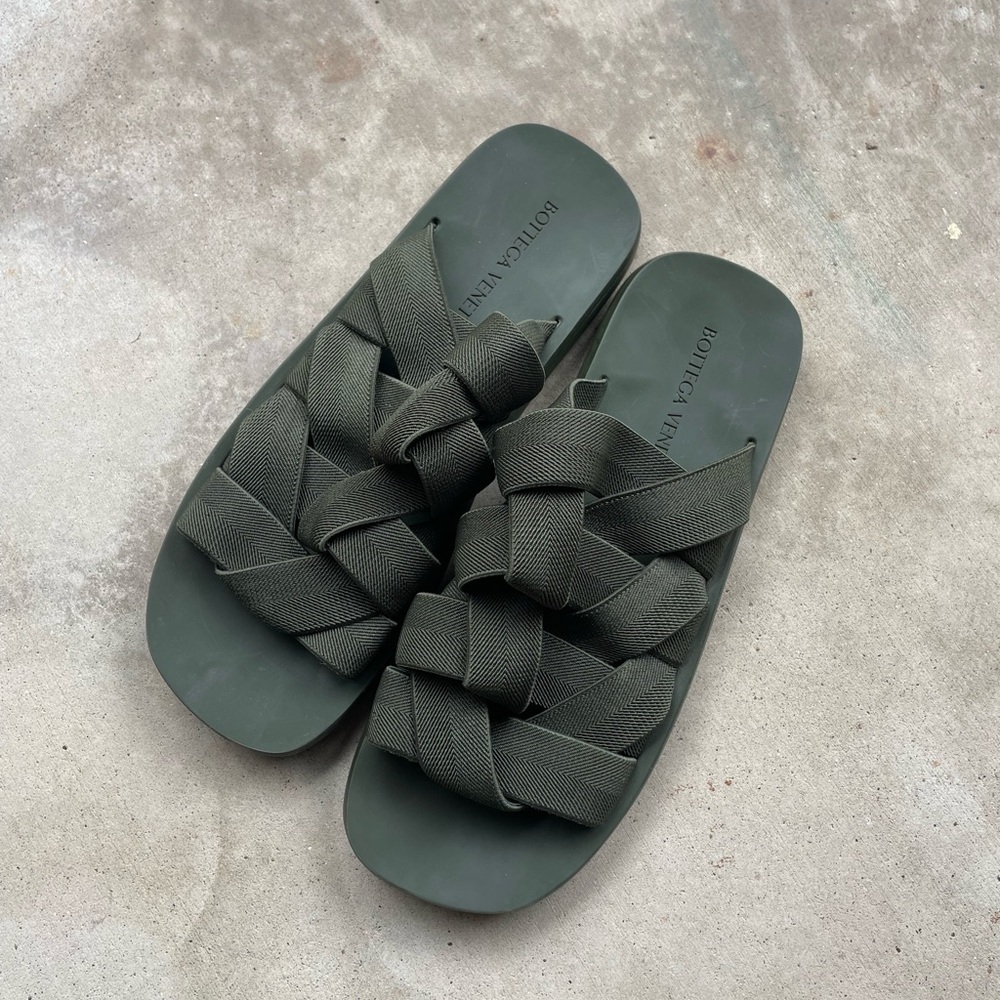 Bottega Veneta Plat Woven Sandals